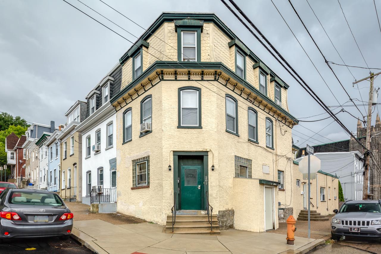 Hideaway On Hermit Street - Walk To Main Street Manayunk - thumb 12