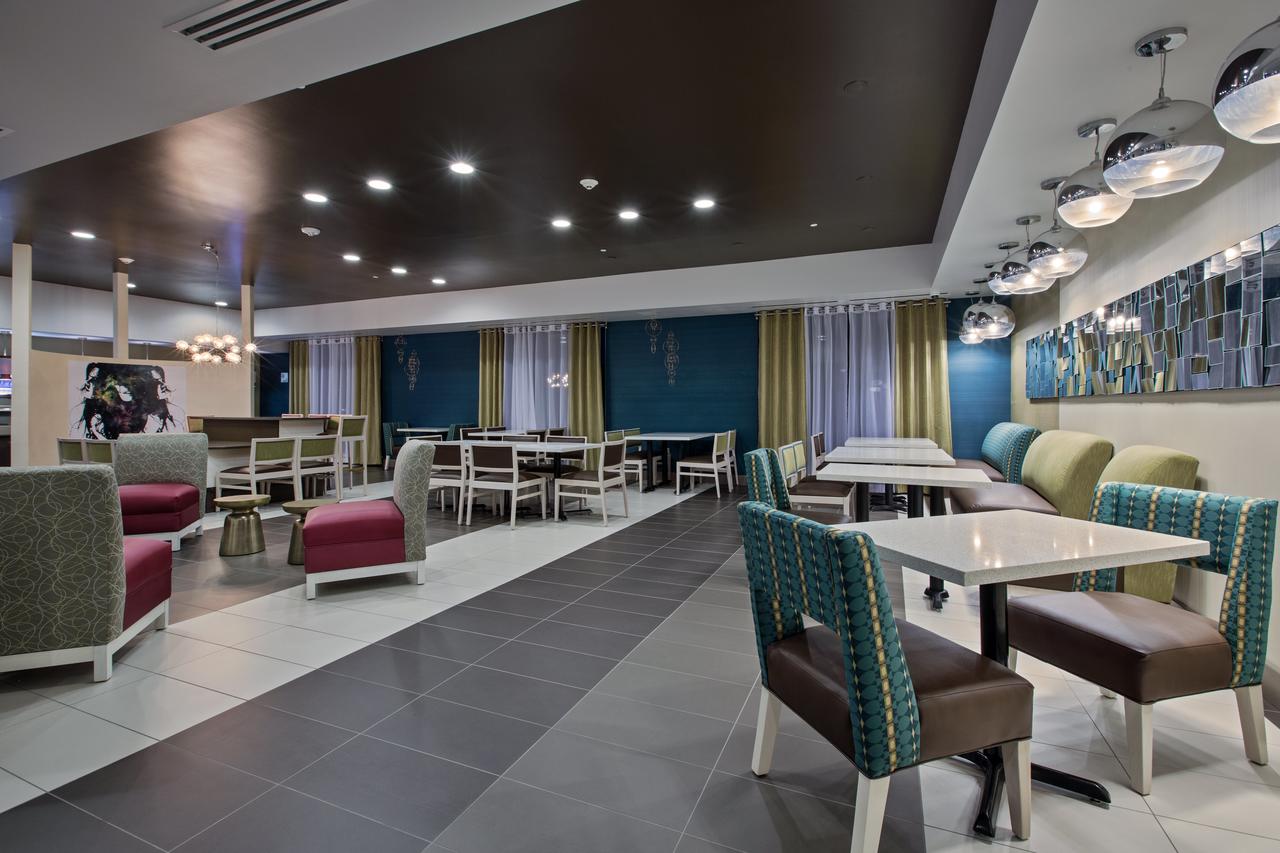 Holiday Inn Express & Suites Carlisle - thumb 20