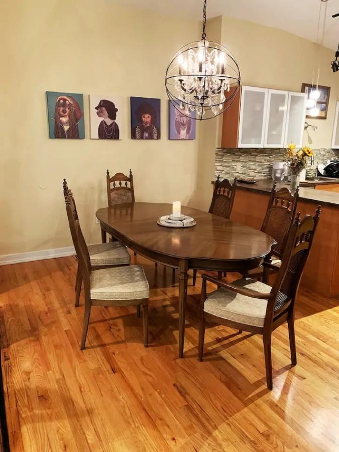 MASSiVE Bohemian Oasis In Philly! 5 Bdrm/Sleeps 12 - thumb 9