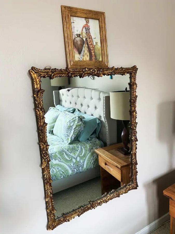 MASSiVE Bohemian Oasis In Philly! 5 Bdrm/Sleeps 12 - thumb 19