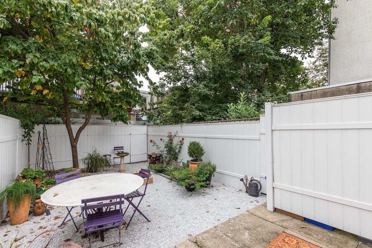 Modern European Home - Garden Patio W/ FirePit - thumb 10