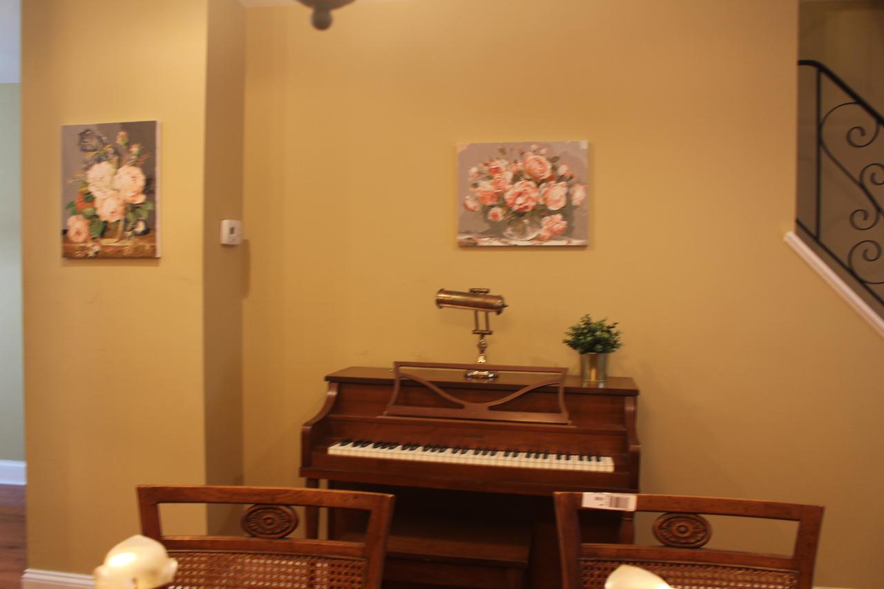 Tuscany 2900 - Classic Italian Style 3BR W Parking Near Airport - thumb 41