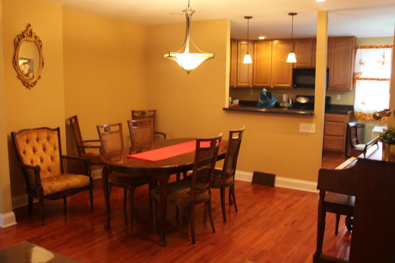 Tuscany 2900 - Classic Italian Style 3BR W Parking Near Airport - thumb 40