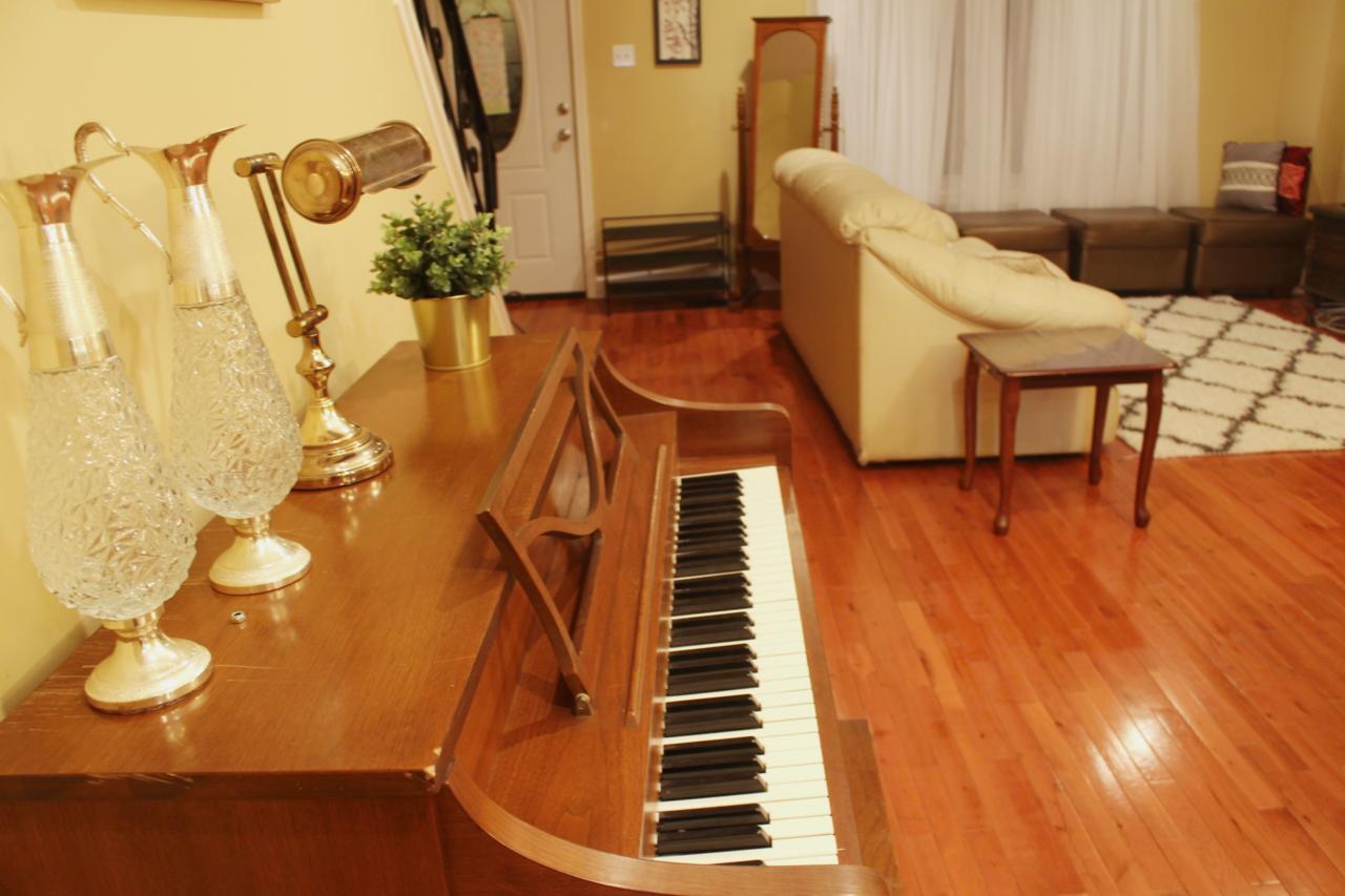 Tuscany 2900 - Classic Italian Style 3BR W Parking Near Airport - thumb 11