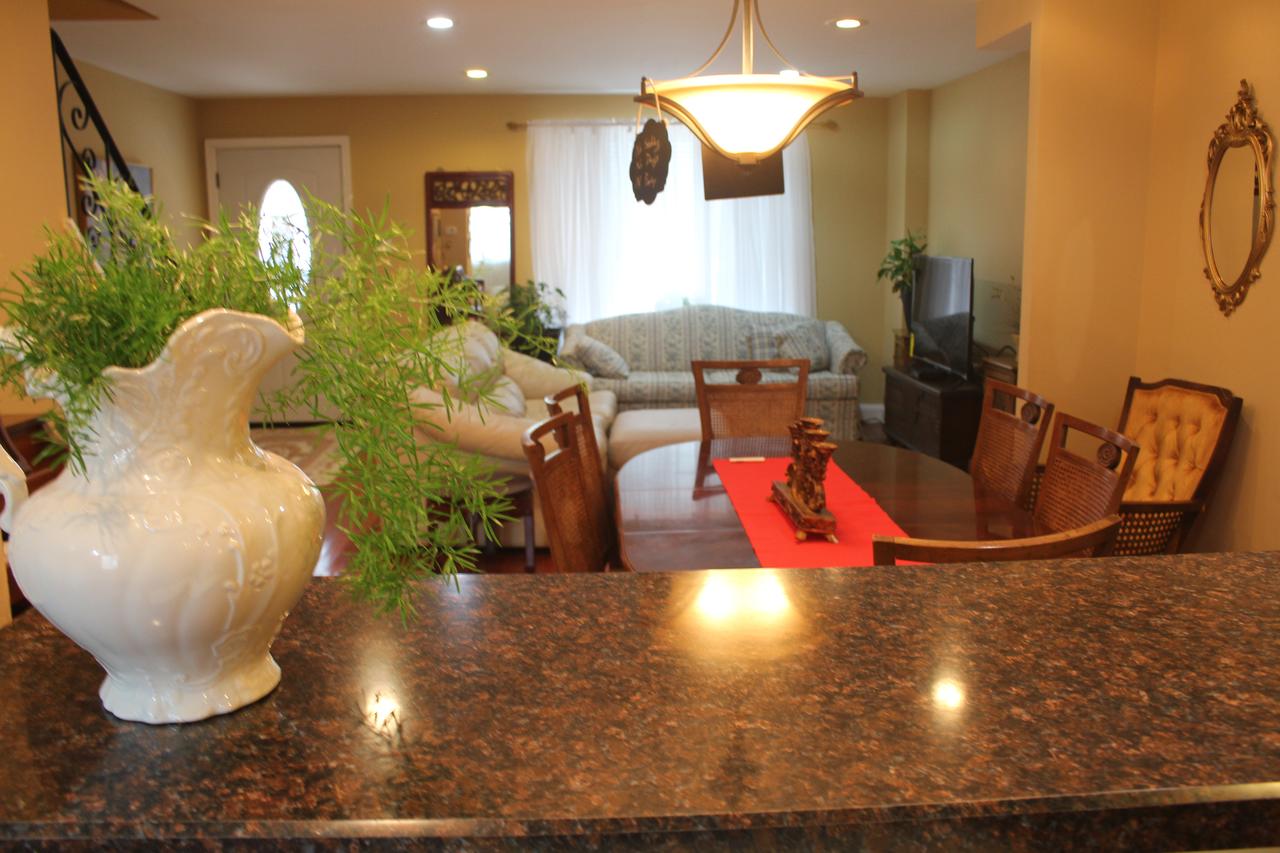 Tuscany 2900 - Classic Italian Style 3BR W Parking Near Airport - thumb 7