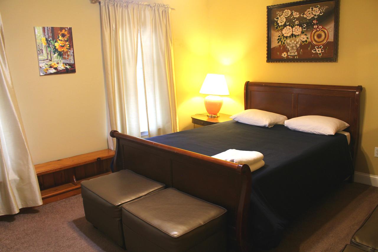 Tuscany 2900 - Classic Italian Style 3BR W Parking Near Airport - thumb 6