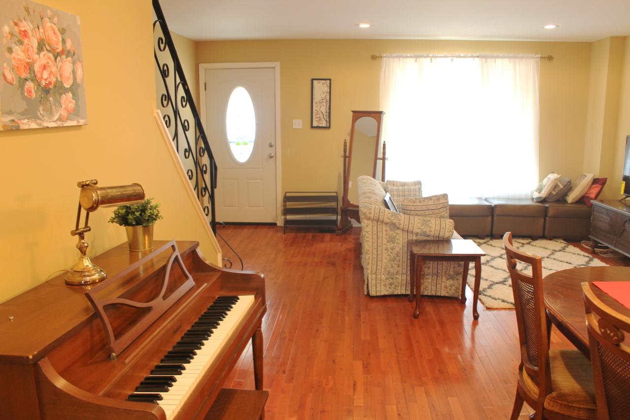 Tuscany 2900 - Classic Italian Style 3BR W Parking Near Airport - thumb 12
