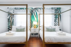 Stunning & Playful Suite - 4 Beds, 3 Bathrooms