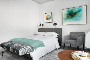 Logan Square 223