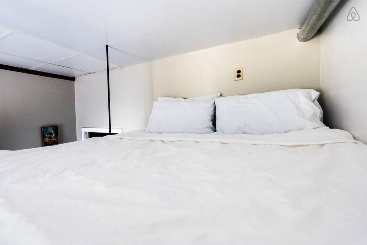 Hipster Flat Guesthouse At Palmer Park - thumb 7