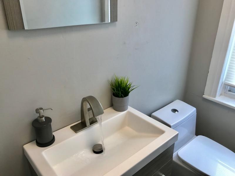 Modern Coed Dorm!! 15 Min Train To Center City!! - thumb 23
