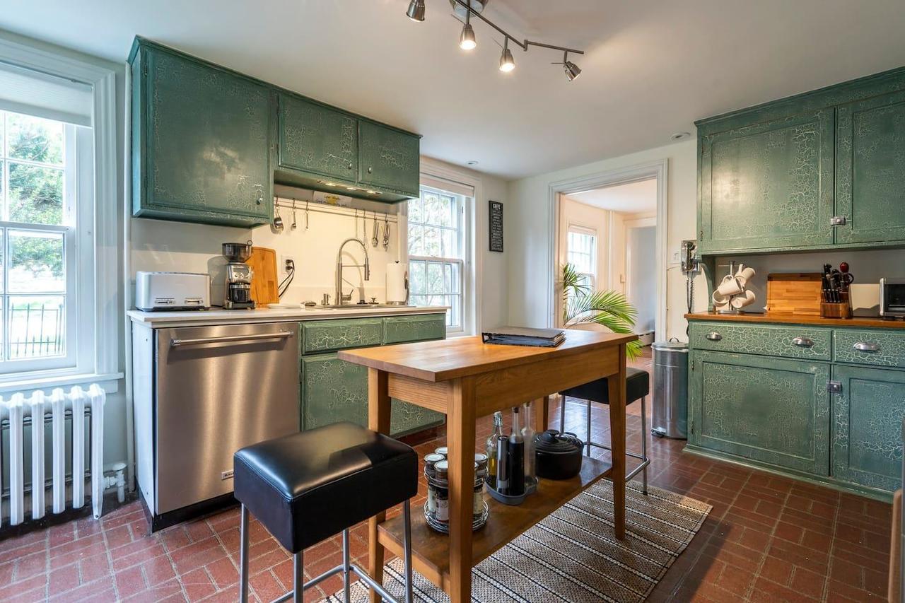 Chestnut Hill Cottage - Rest, Play And Explore! - thumb 24