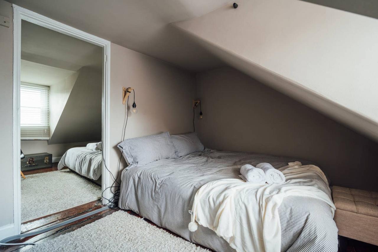 Laurel Street Â· Stylish 4 BR - Cute Patio - Amazing Beds - 96 Walk Score - thumb 28