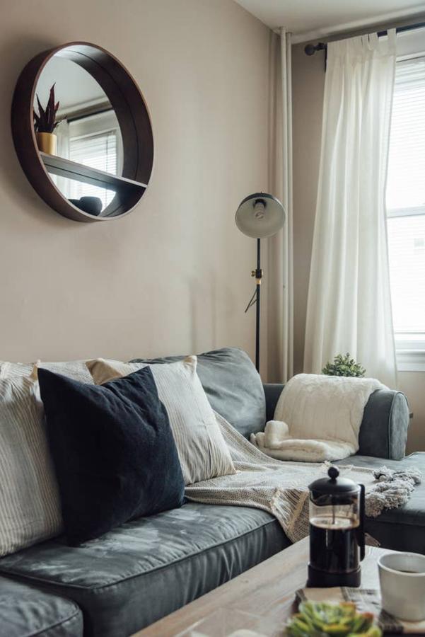 Laurel Street Â· Stylish 4 BR - Cute Patio - Amazing Beds - 96 Walk Score - thumb 5