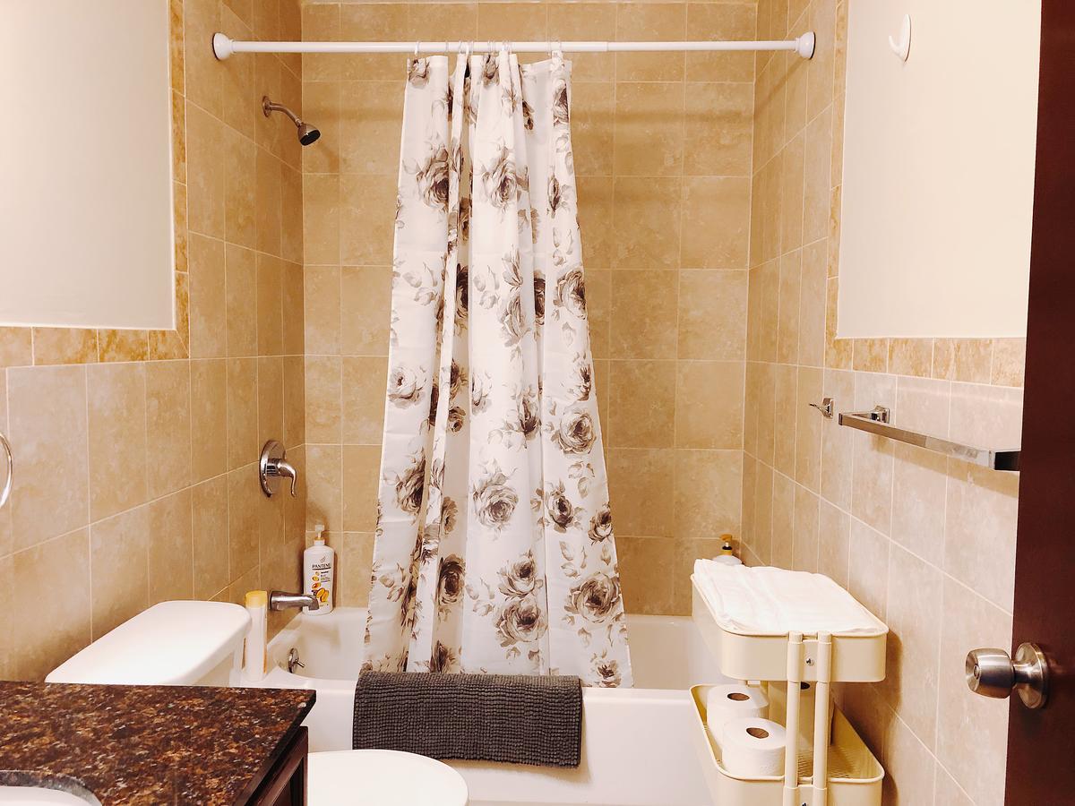 Convention Center 3BR/2BA Spacious & Comfort Apt - thumb 27