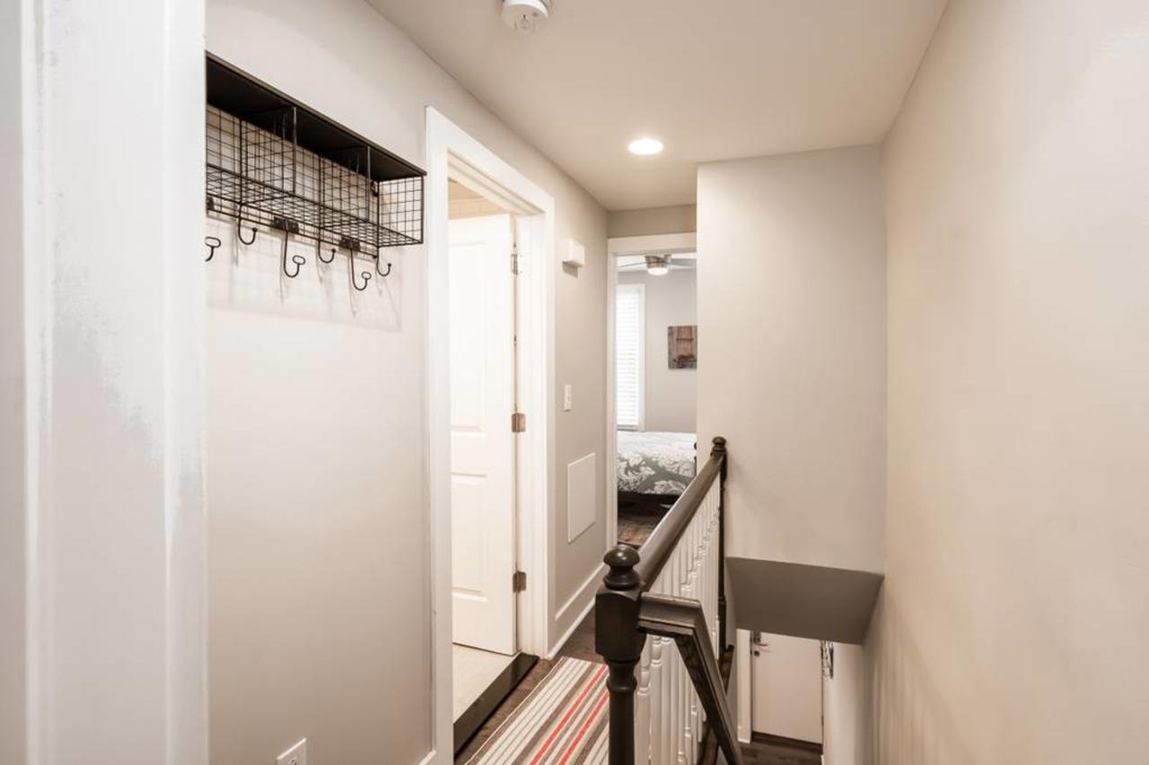 Cozy 2BD Home W/ Private Patio - thumb 6