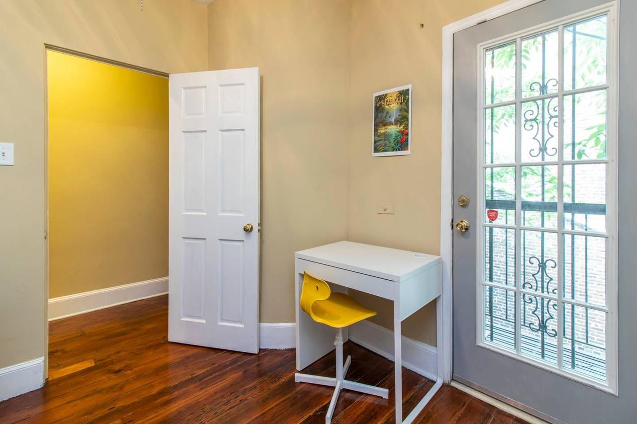 Historic Gem - City Center/Patio/Soak Tub - thumb 9