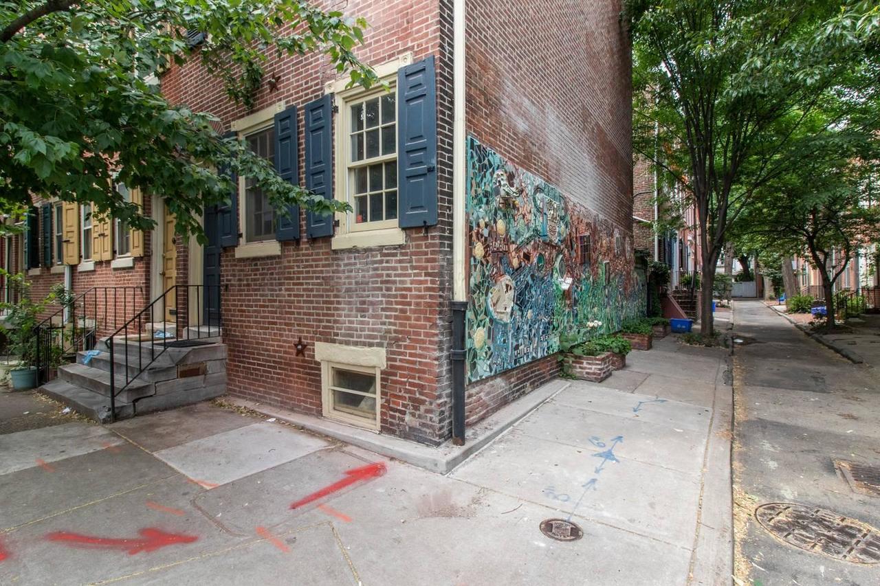 Historic Gem - City Center/Patio/Soak Tub - thumb 16