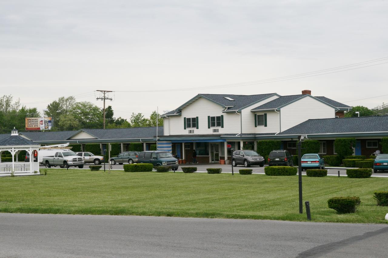 Wye Motor Lodge - thumb 1