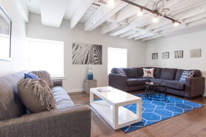 Gorgeous 3 BR Fishtown Loft Apt.
