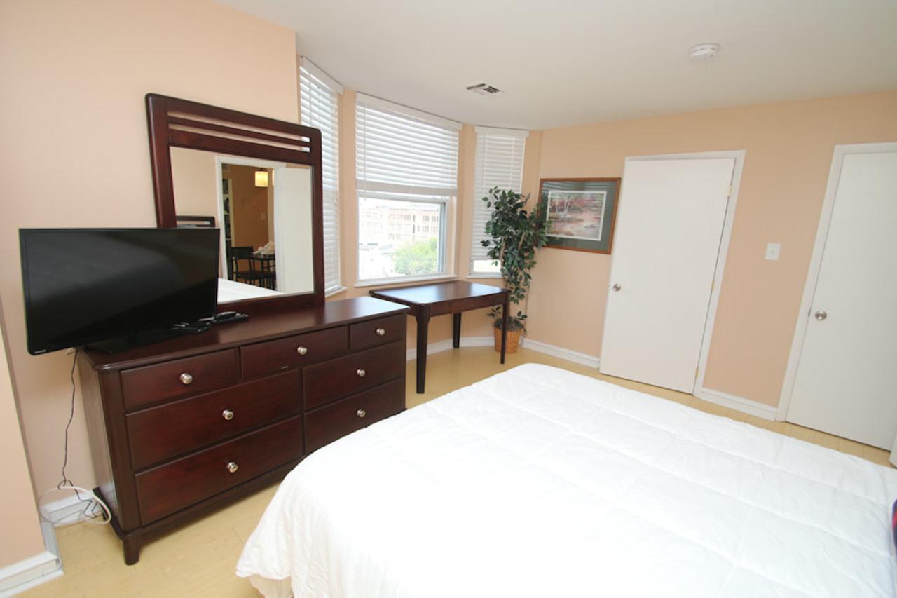 Rittenhouse Square 2BR Apartment - thumb 5