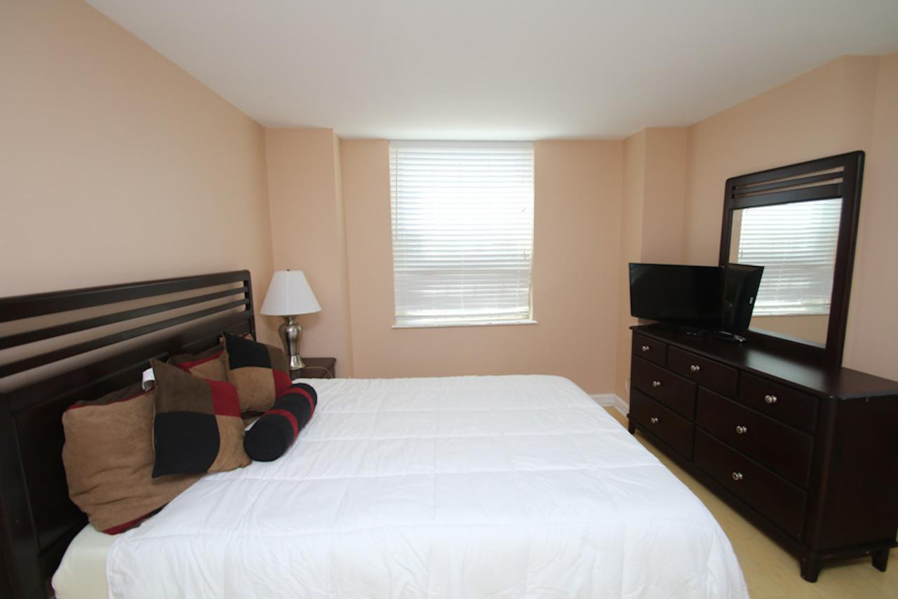 Rittenhouse Square 2BR Apartment - thumb 1