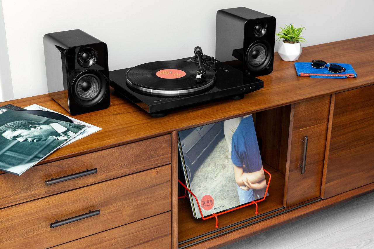 Striking 2BR+Lounge In City Center - thumb 2