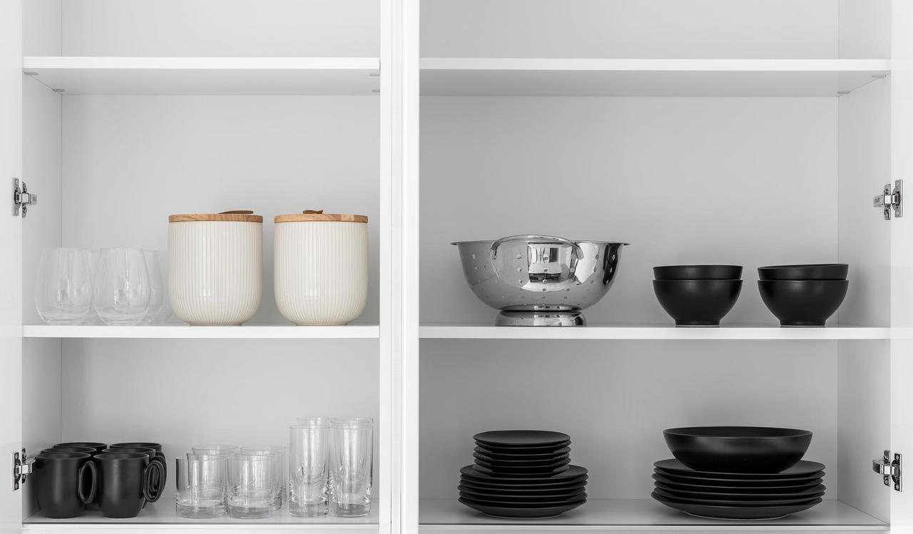 Striking 2BR+Lounge In City Center - thumb 6