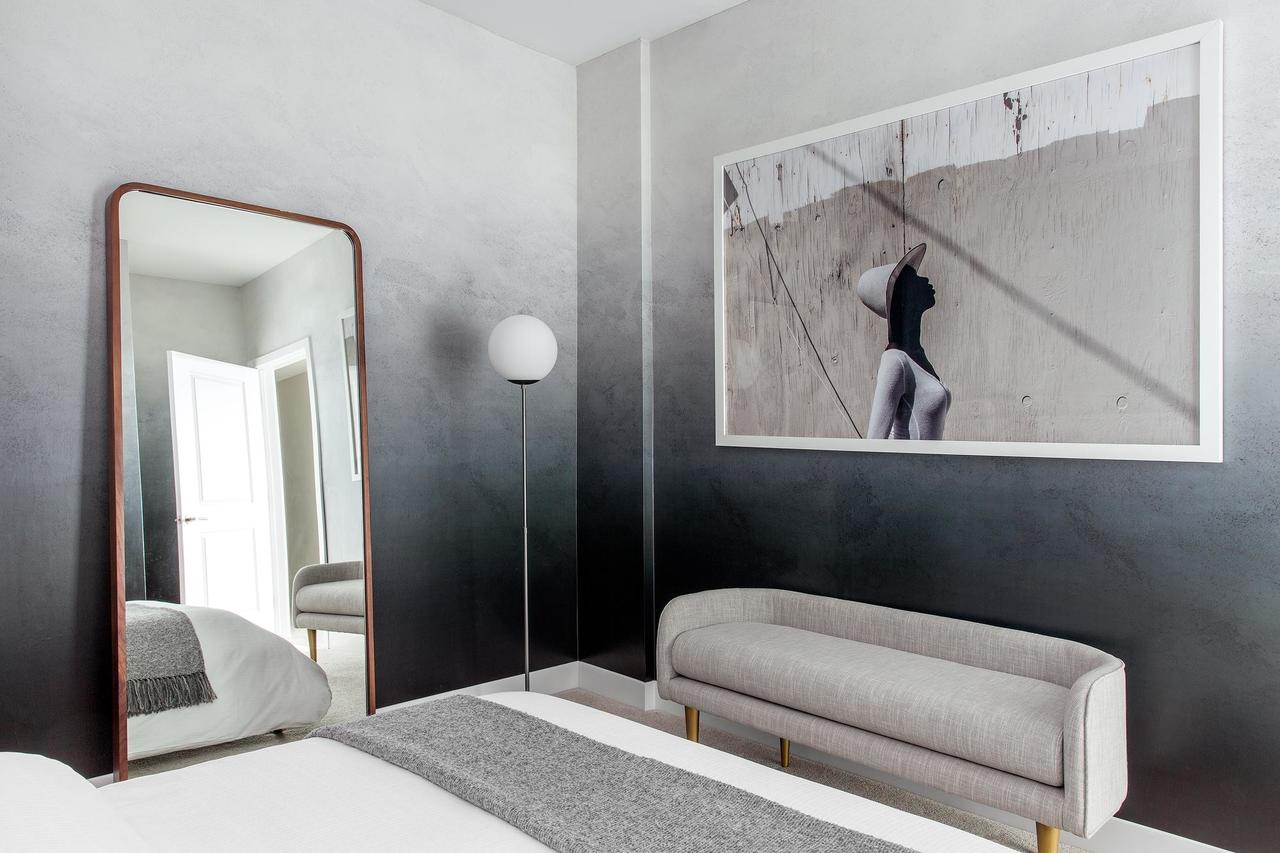 Striking 2BR+Lounge In City Center - thumb 18