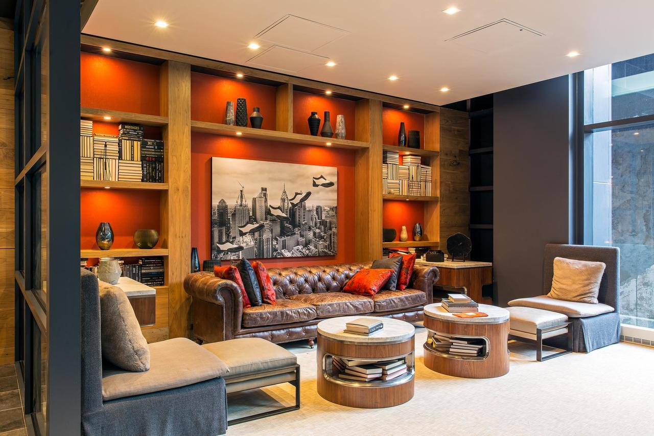 Striking 2BR+Lounge In City Center - thumb 24