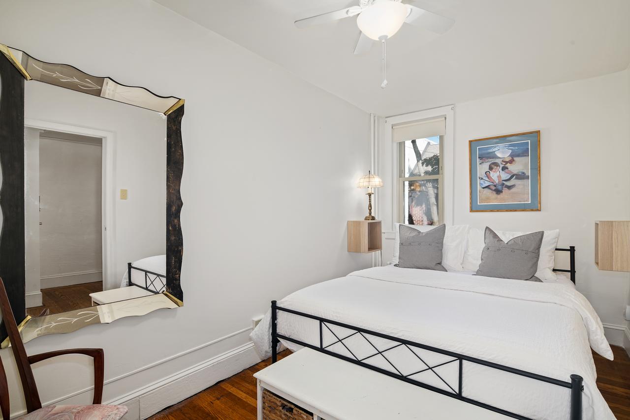 Queen Village Gem W/ Roof Deck - thumb 6