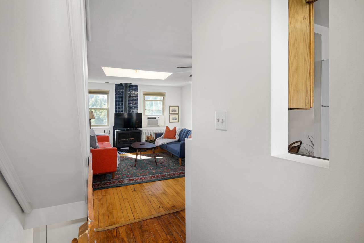 Queen Village Gem W/ Roof Deck - thumb 15