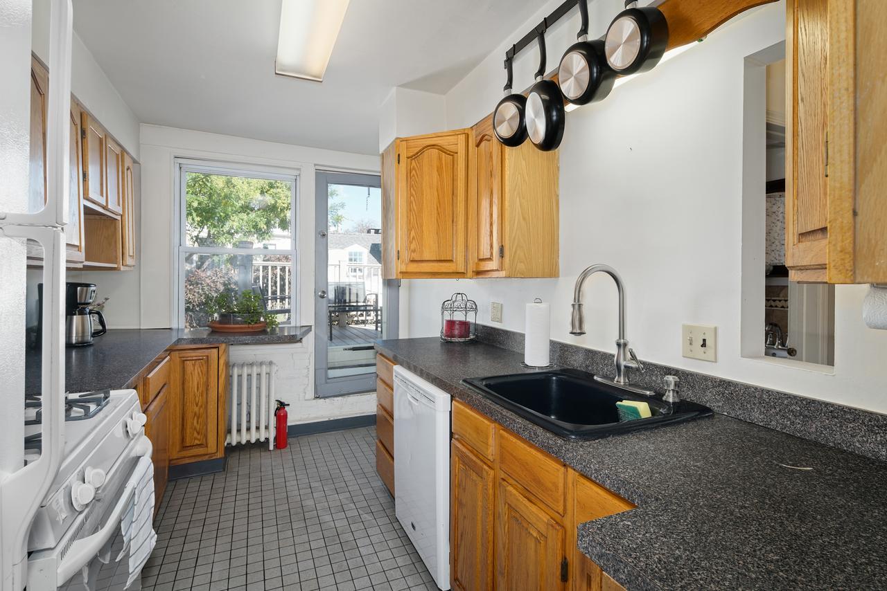 Queen Village Gem W/ Roof Deck - thumb 9