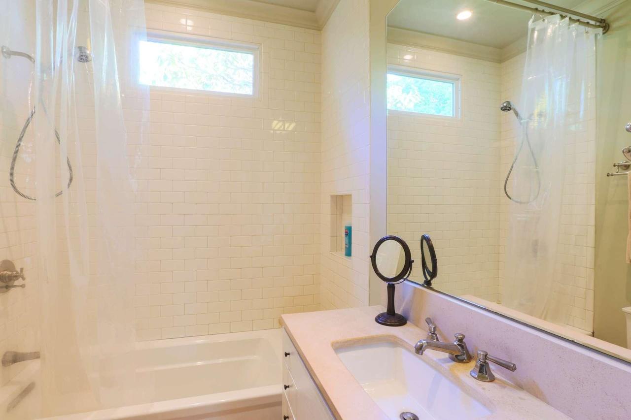 Coming Street Retreat - thumb 32