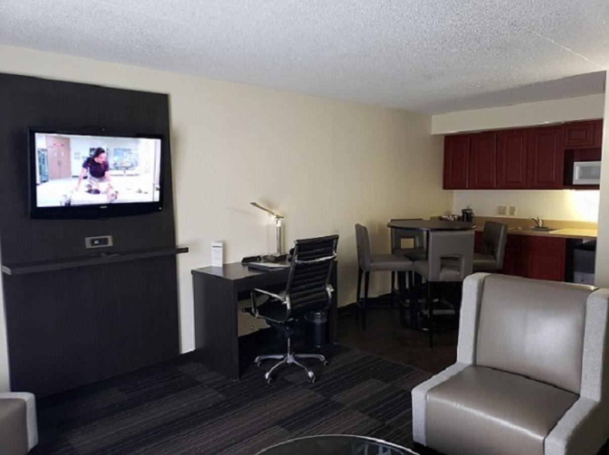 Club Hotel Nashville Inn & Suites - thumb 11