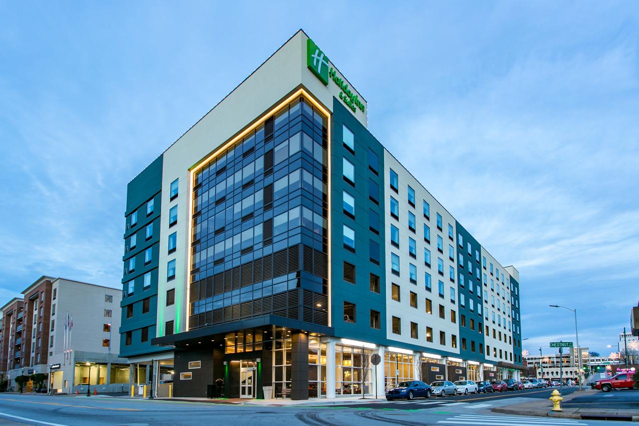 Holiday Inn Hotel & Suites Chattanooga - thumb 1