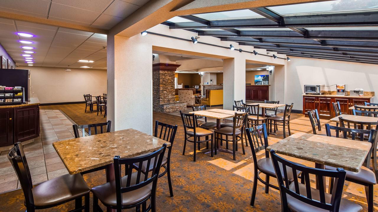 Best Western Plus Arbour Inn And Suites - thumb 19