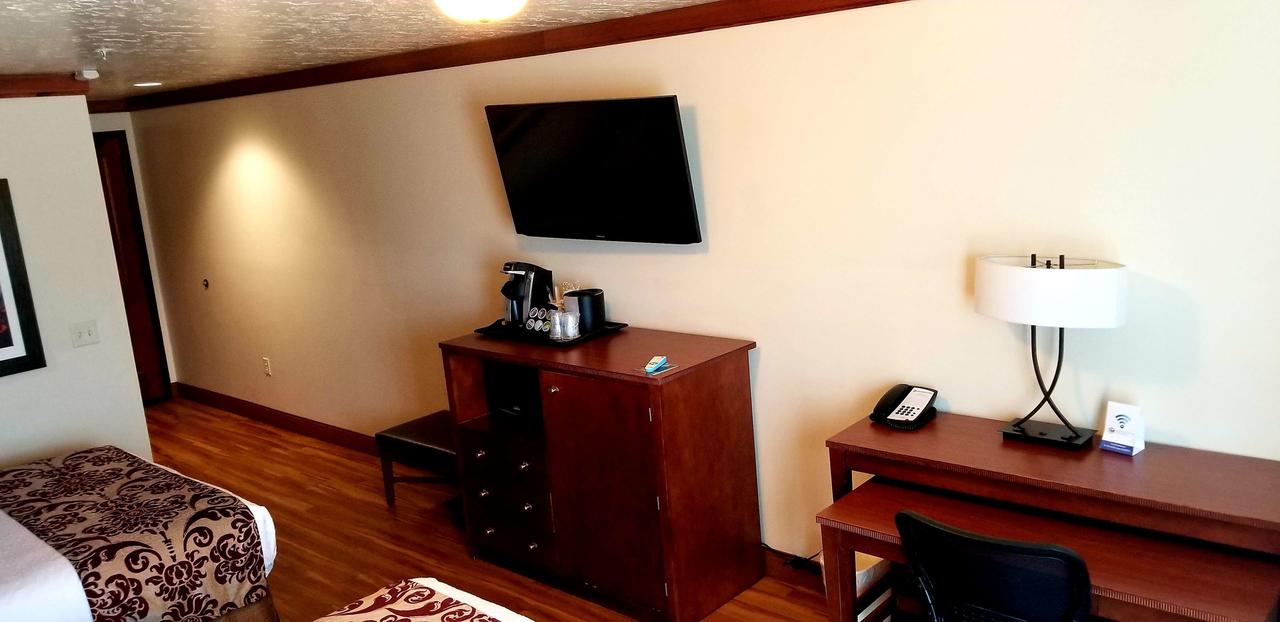 Best Western Plus Greenwell Inn - thumb 37
