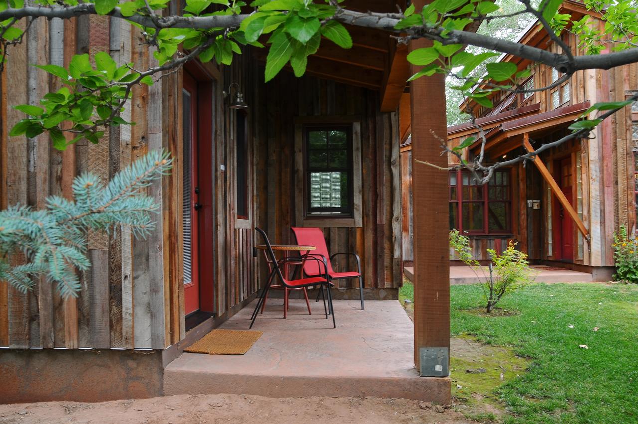 Creekside Cowa-Bungalow! - thumb 18