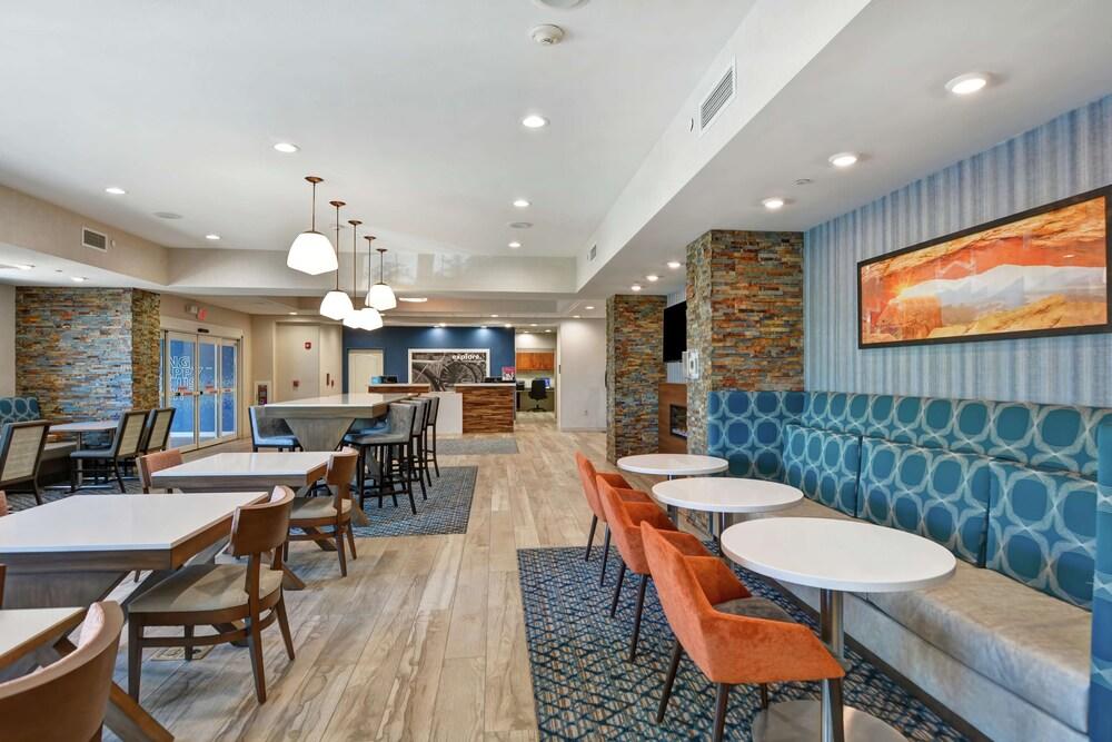 Hampton Inn Moab - thumb 18