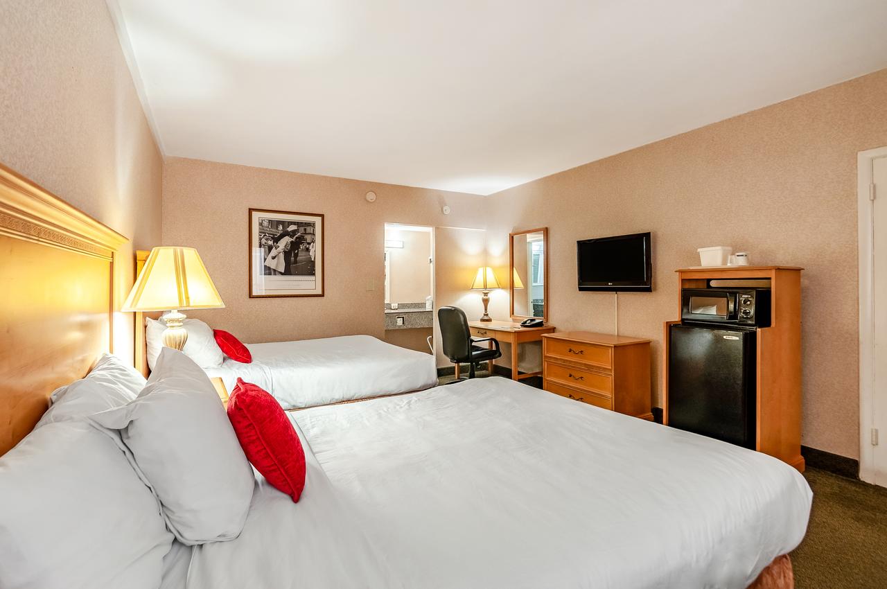 Red Lion Hotel Rosslyn Iwo Jima - thumb 25