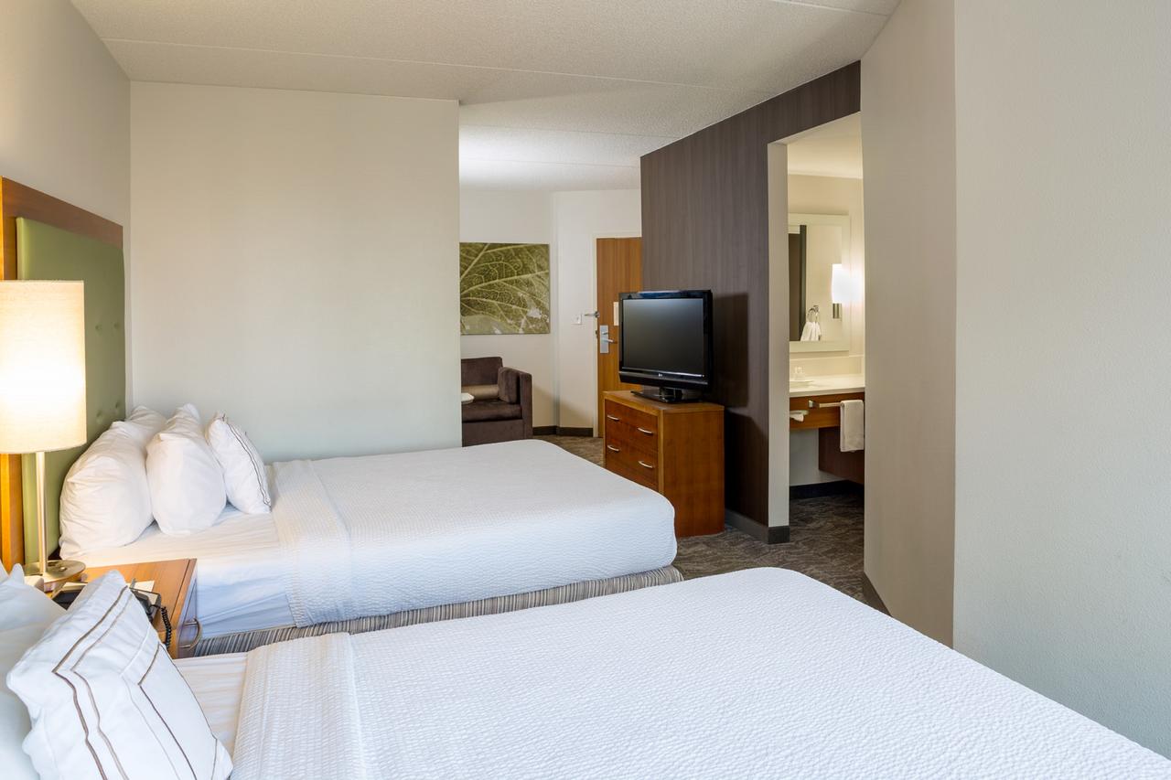 SpringHill Suites Hampton - thumb 7