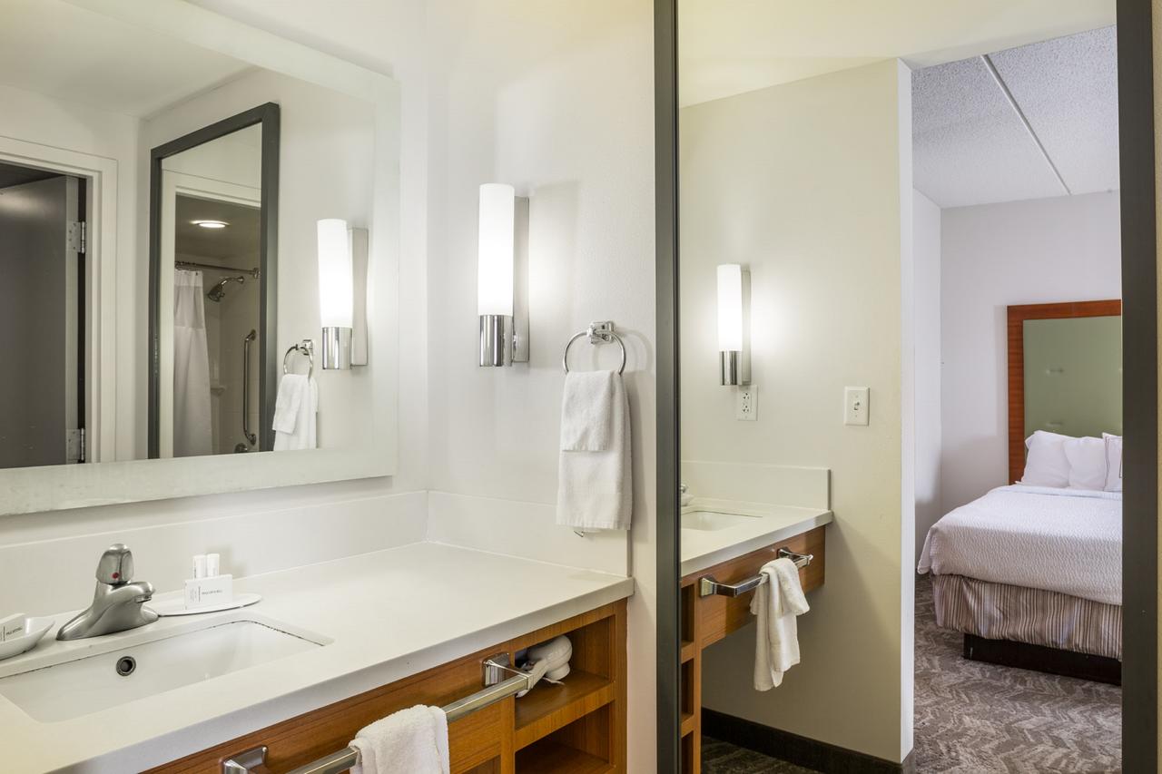SpringHill Suites Hampton - thumb 2