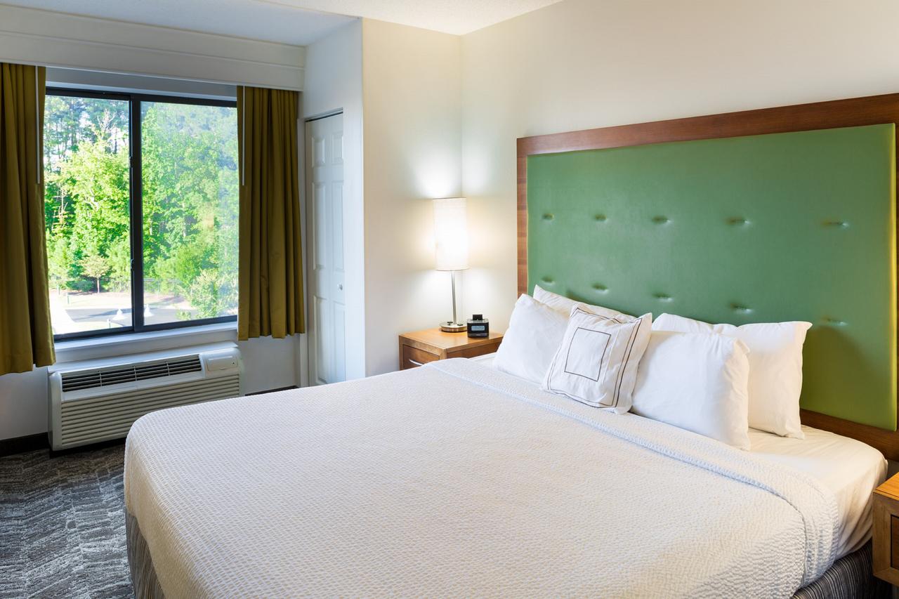 SpringHill Suites Hampton - thumb 9