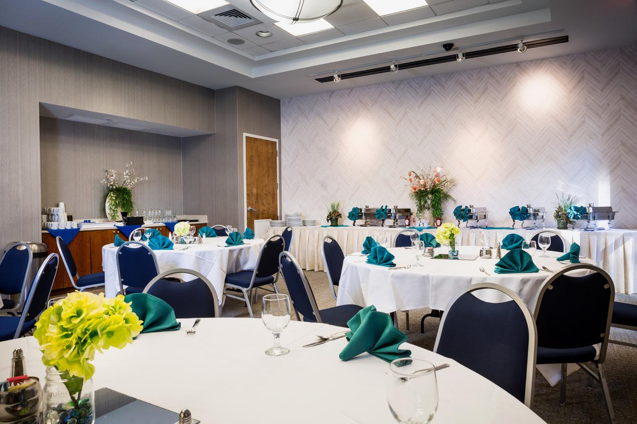 SpringHill Suites Hampton - thumb 11
