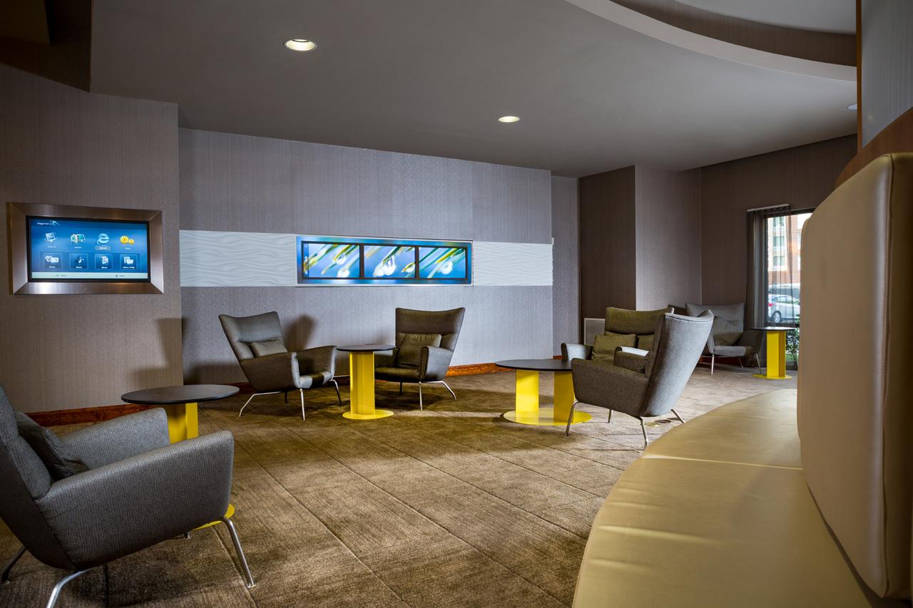 SpringHill Suites Hampton - thumb 16