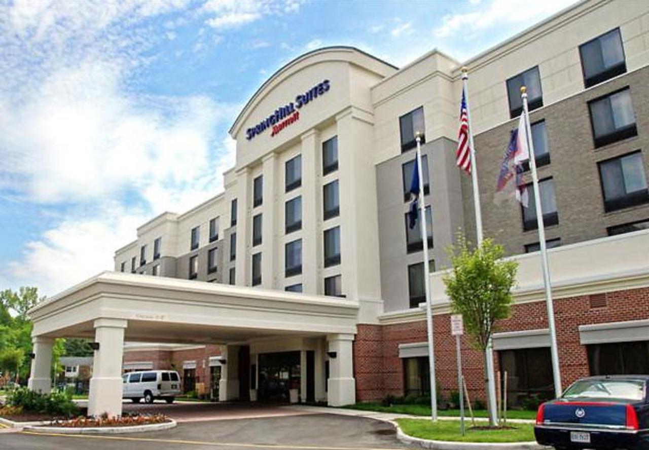 SpringHill Suites Hampton - thumb 23