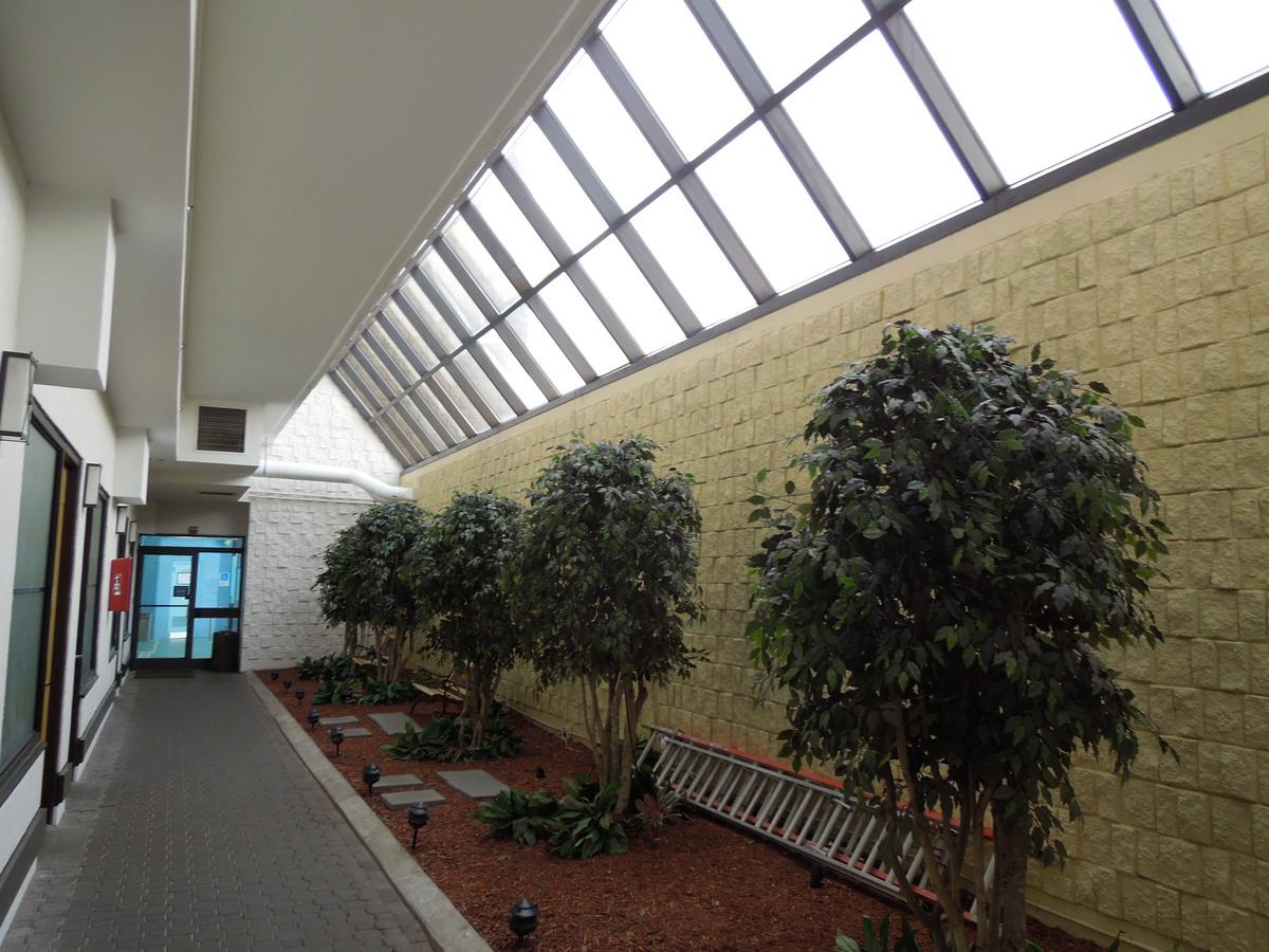 The Barclay Towers Hotel And Resort - thumb 9