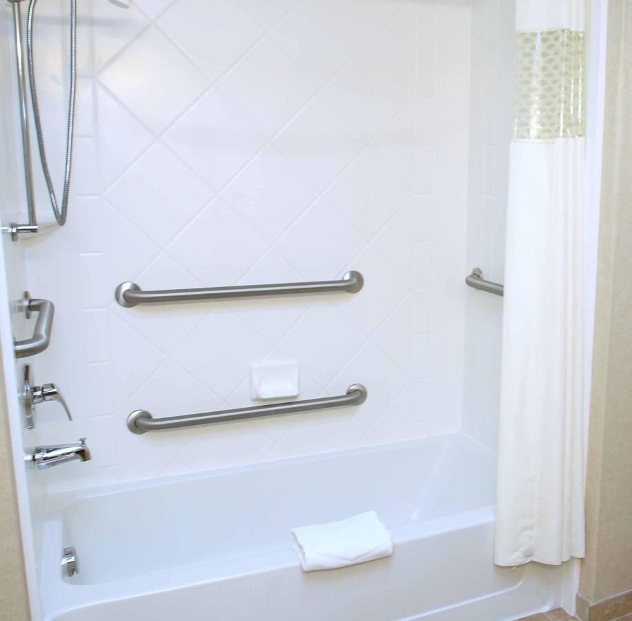 Hampton Inn & Suites Chesapeake-Square Mall - thumb 6