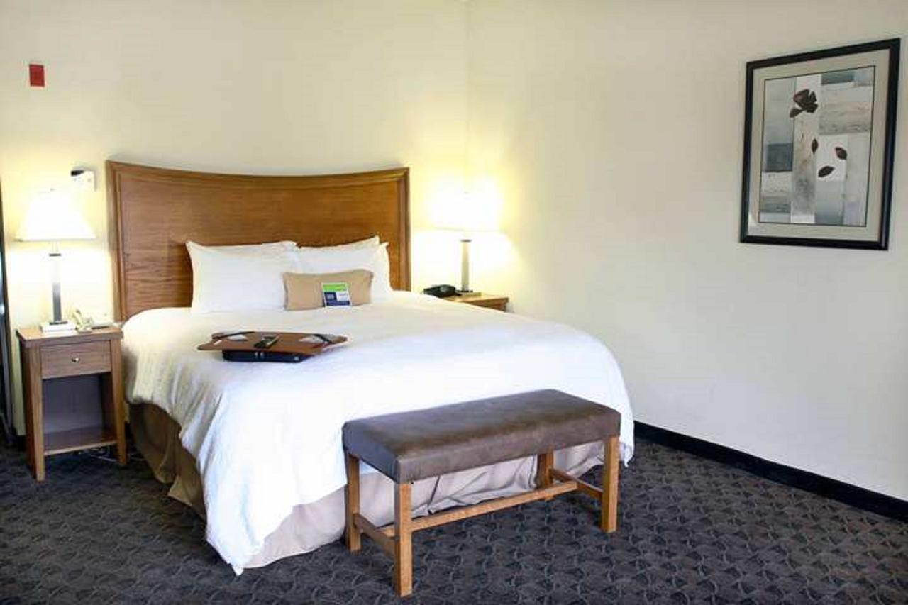 Hampton Inn & Suites Chesapeake-Square Mall - thumb 1